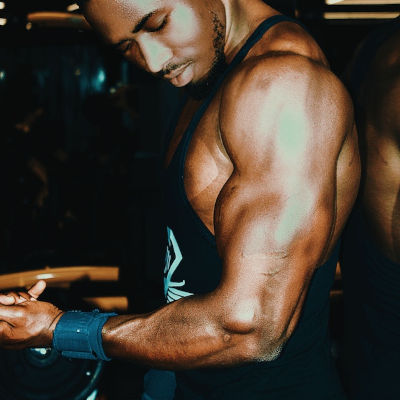 Protein rich foods and supplements that support muscle growth